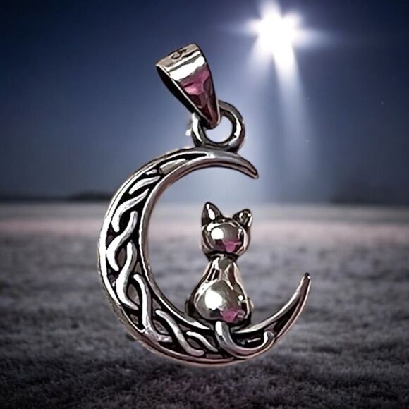 Sterling Silver Cat On A Crescent Moon Pendant - Picture 1 of 3